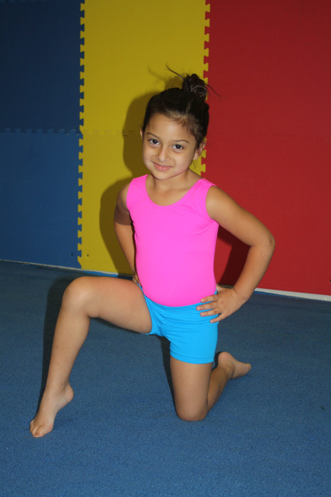 little-pearls-gymnastics-classes-4-6-7-years-old-pink-pearl-gymnastics