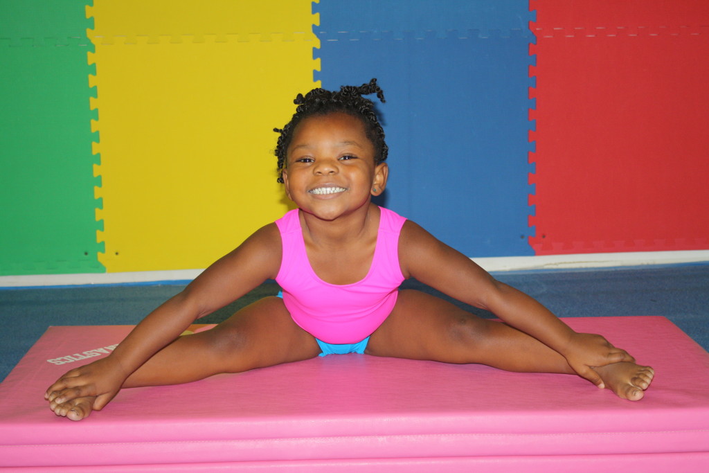 little-pearls-gymnastics-classes-4-6-7-years-old-pink-pearl-gymnastics